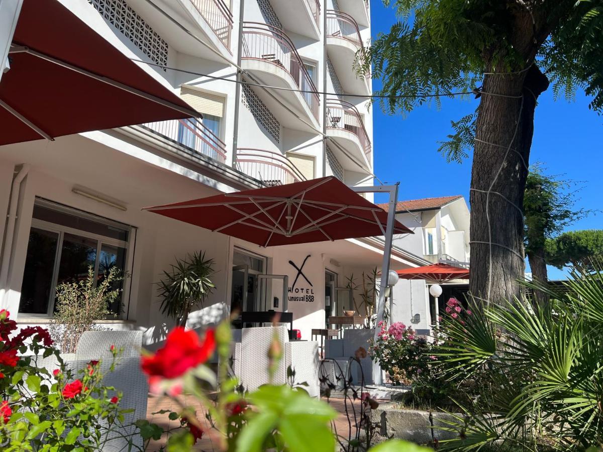 X Hotel Punta Marina Buitenkant foto
